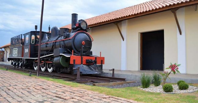 ECO - Estação Cultural de Olímpia_ interna-trem (9)