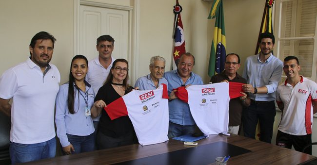 entrega de uniformes