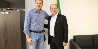 prefeito e secretario de turismo