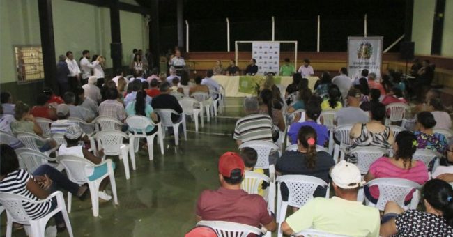 reunião-construção-casas-ribeiro