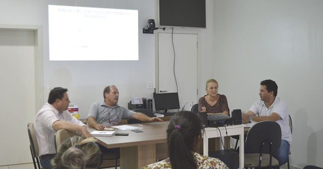 Saúde realiza reunião para discutir combate à dengue com participação da GVE de Barretos